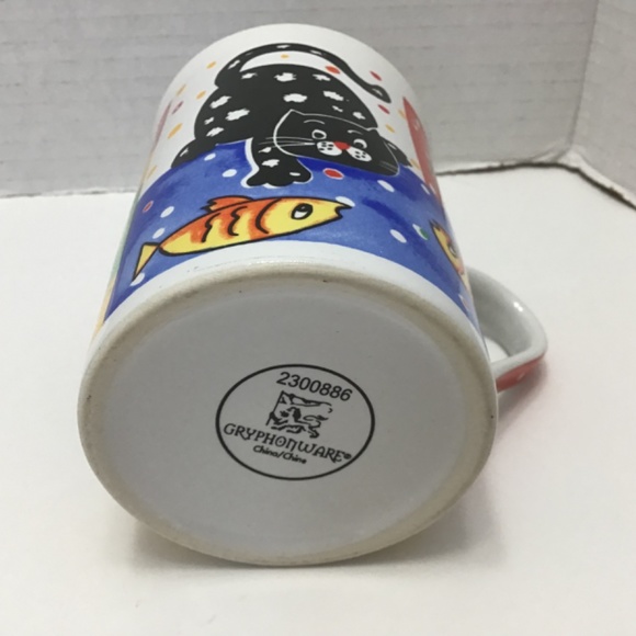 Vintage Whimsical Cat with Fishes Gryphonware Mug - Picture 6 of 8